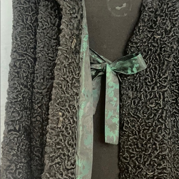 Real Persian Lamb Fur coat with Mink fur collar - Picture 9 of 11